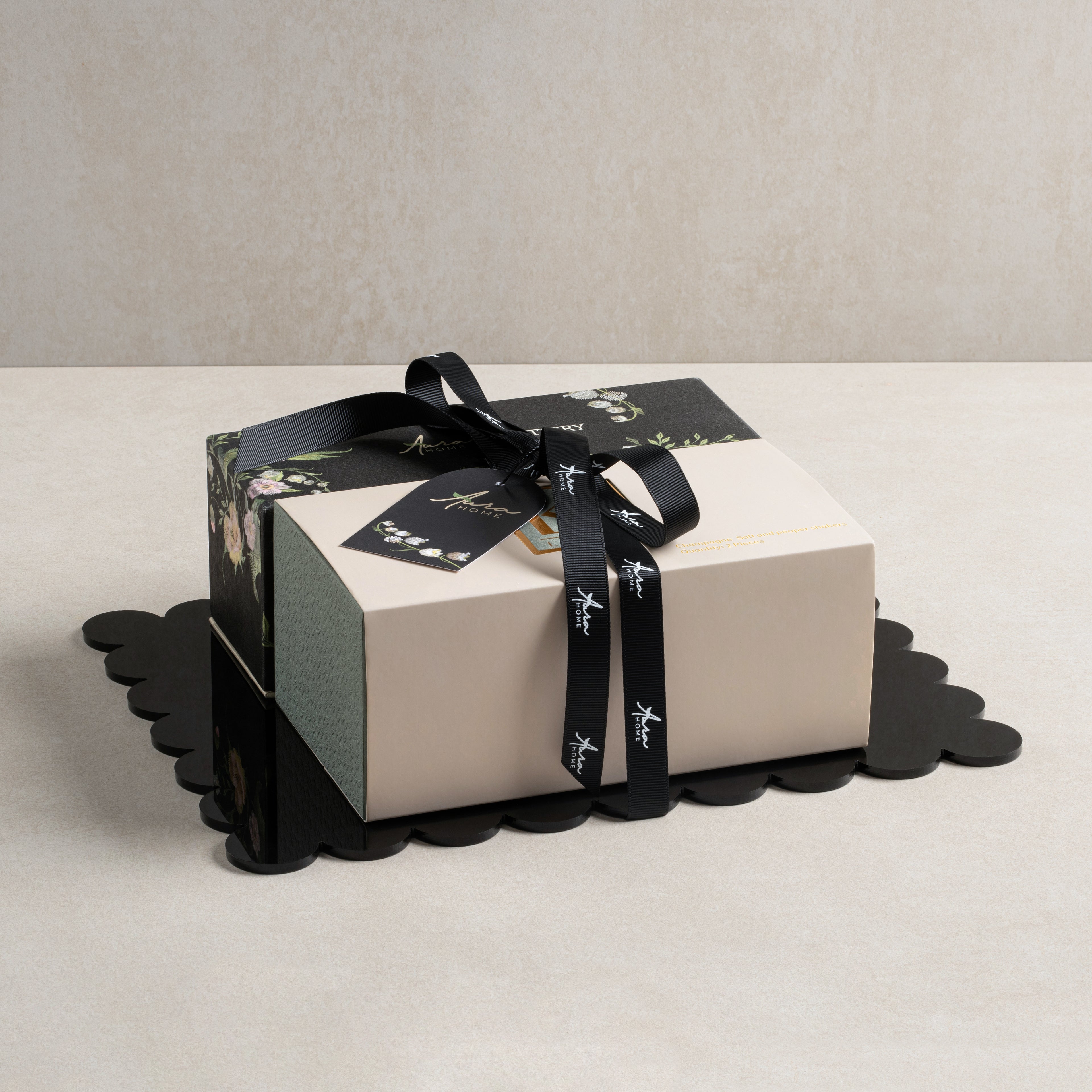 Salt Shakers Package